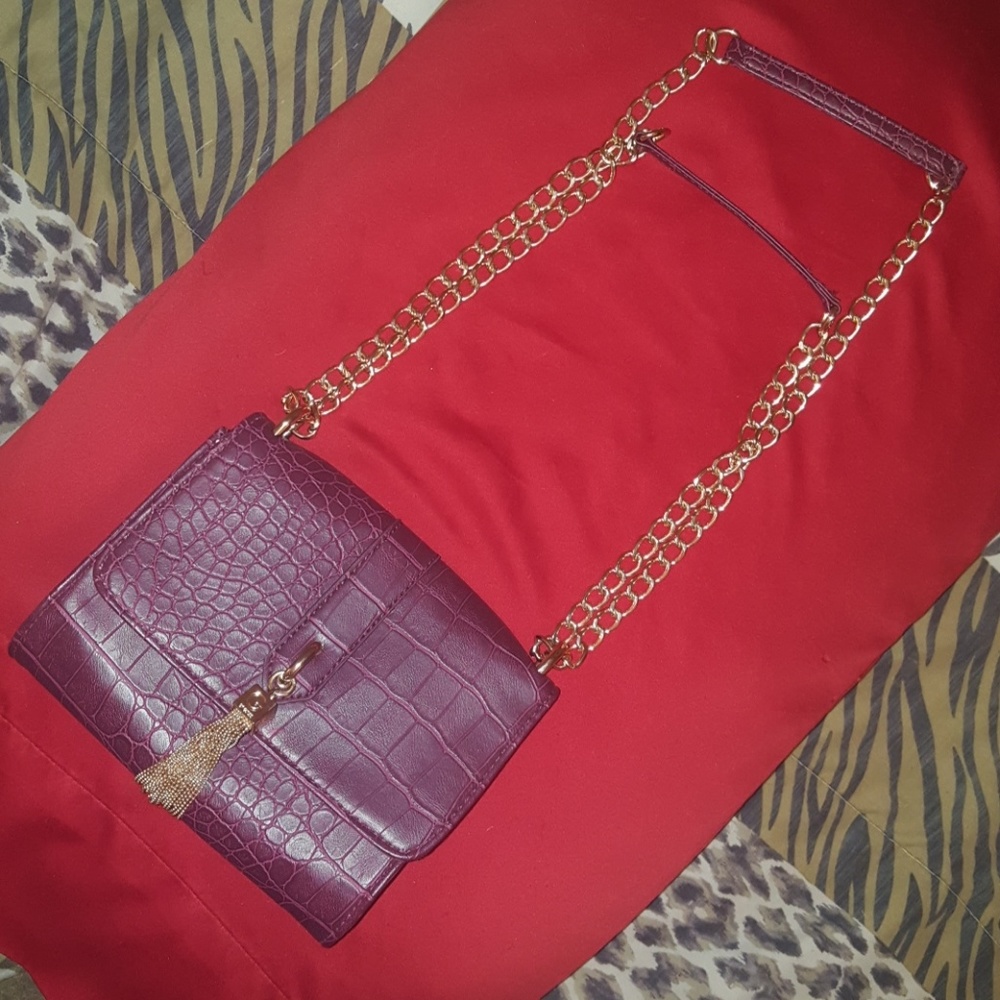 G by Guess Red crossbody clutch